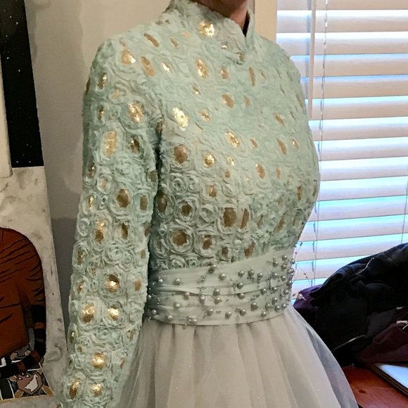 Modanisa Blue Tulle Modest Wedding/Evening Gown size 38 - Picture 3 of 3